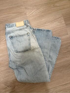Everlane The Cheeky Light Wash Straight Leg Jeans